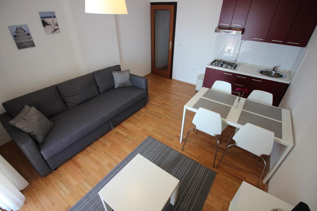 Apartments Nikola Novi Vinodolski Eksteriør bilde