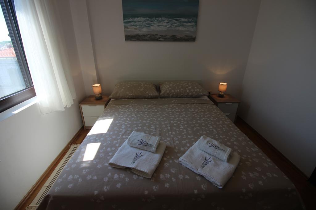 Apartments Nikola Novi Vinodolski Eksteriør bilde