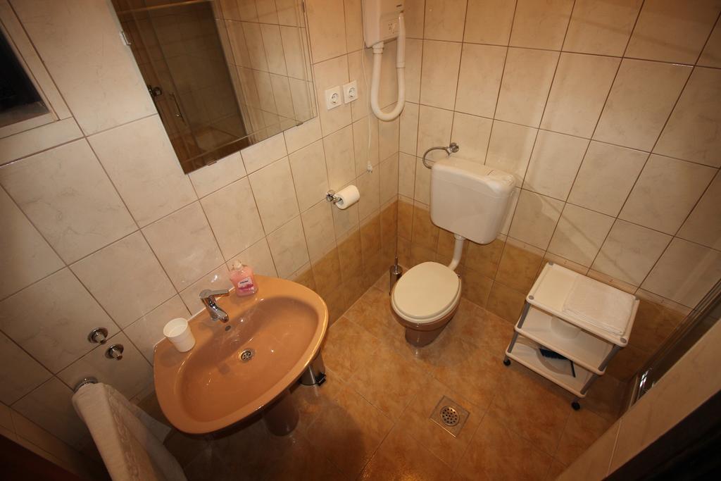 Apartments Nikola Novi Vinodolski Eksteriør bilde