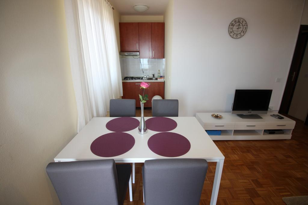 Apartments Nikola Novi Vinodolski Eksteriør bilde