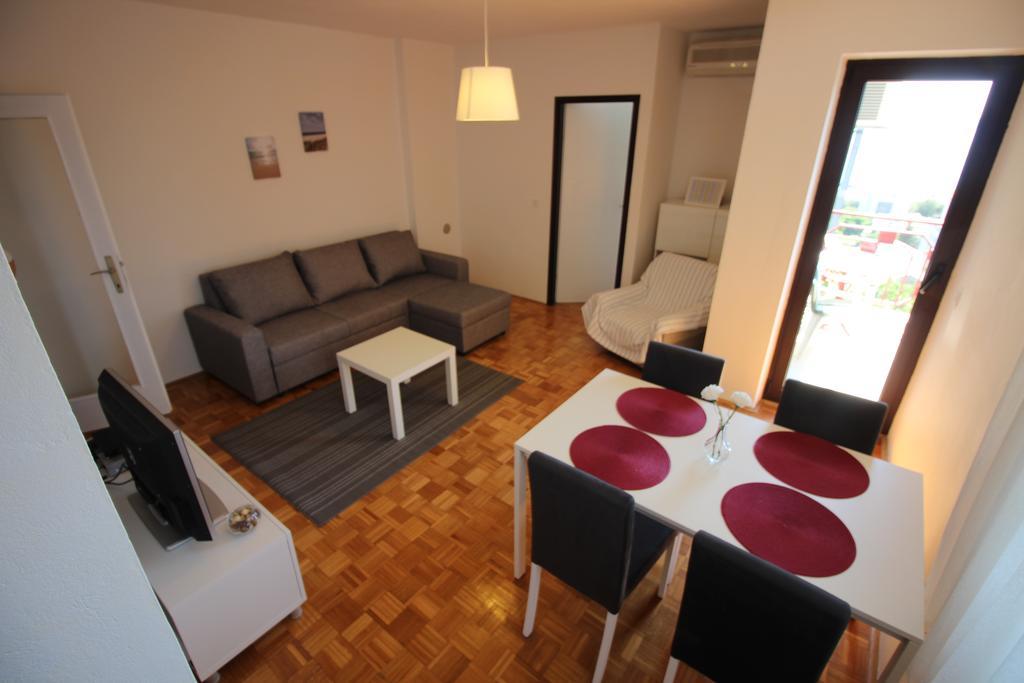 Apartments Nikola Novi Vinodolski Eksteriør bilde