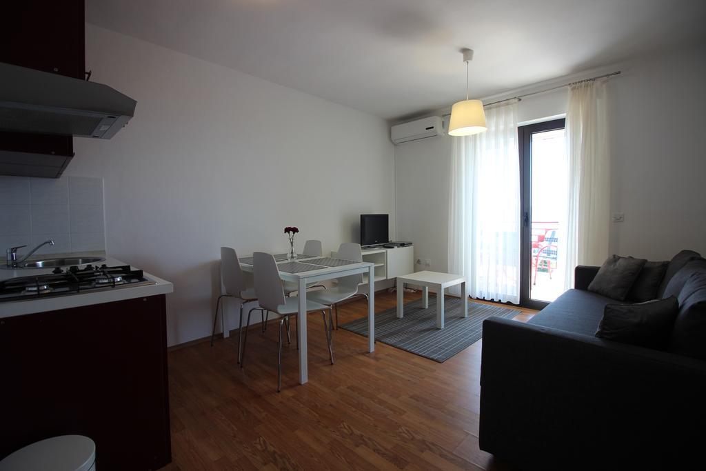 Apartments Nikola Novi Vinodolski Eksteriør bilde